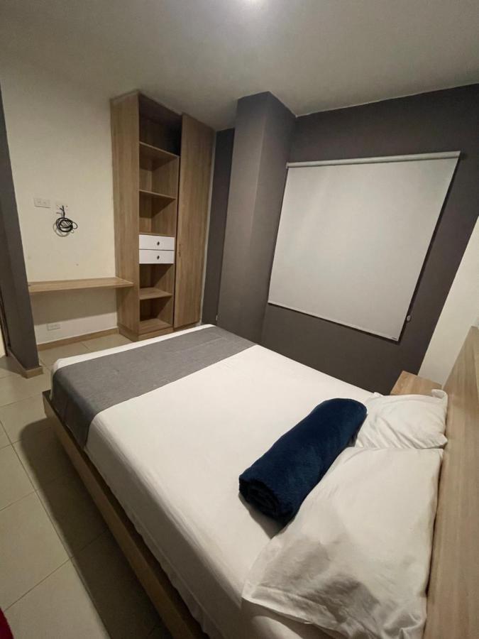 Hotel Medellin Central Extérieur photo
