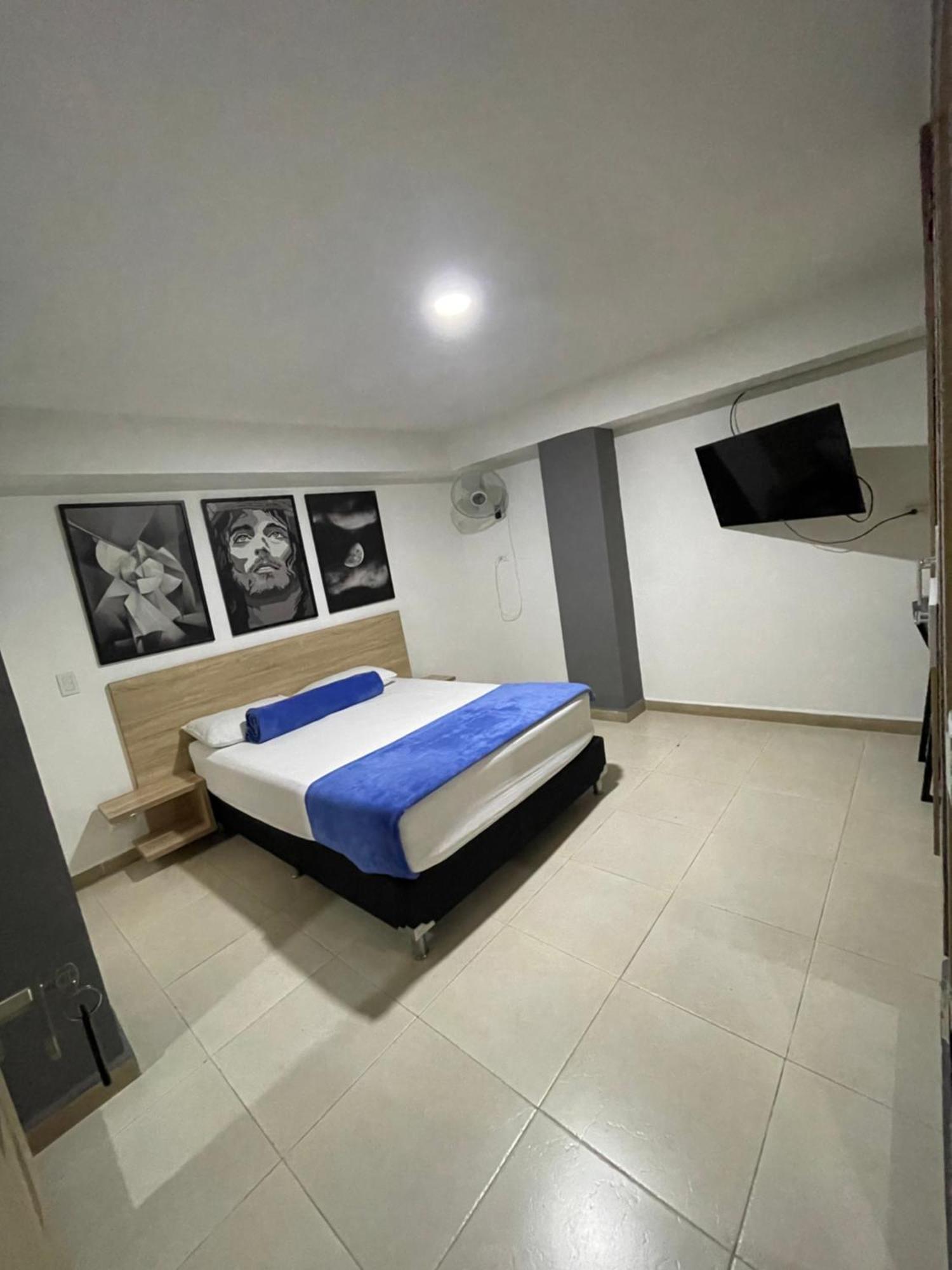 Hotel Medellin Central Extérieur photo