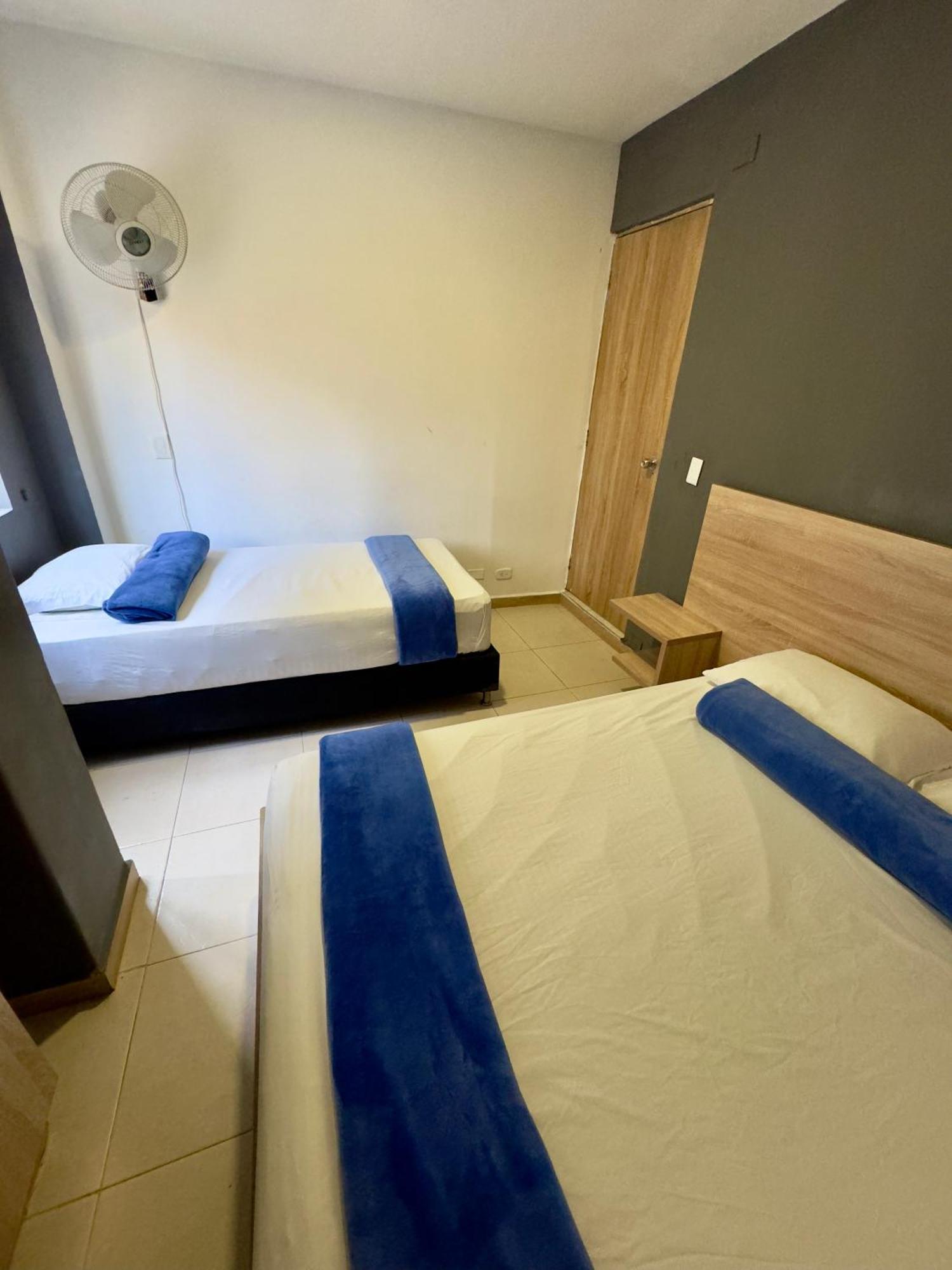 Hotel Medellin Central Extérieur photo