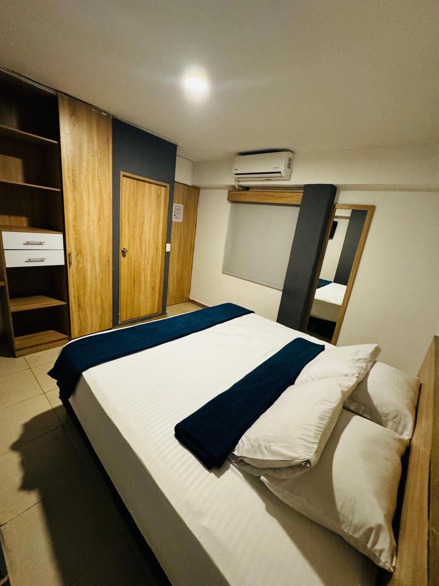 Hotel Medellin Central Extérieur photo