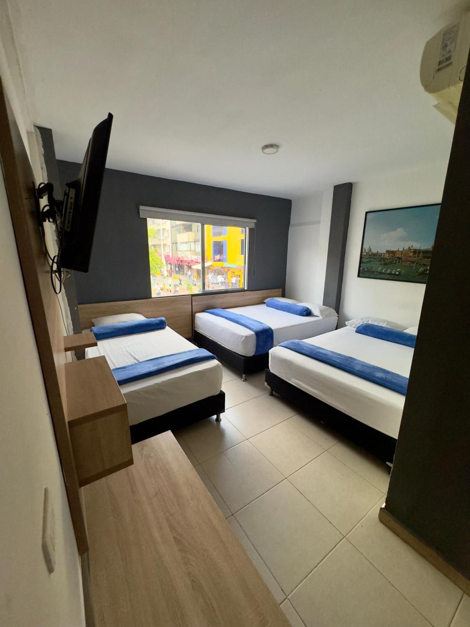 Hotel Medellin Central Extérieur photo