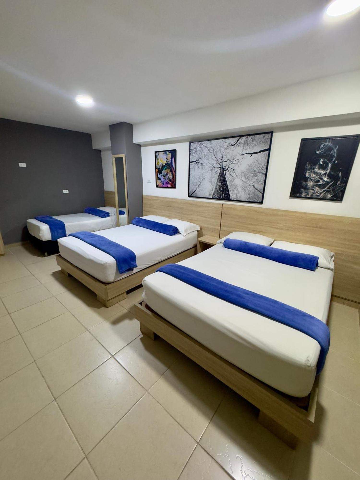 Hotel Medellin Central Extérieur photo