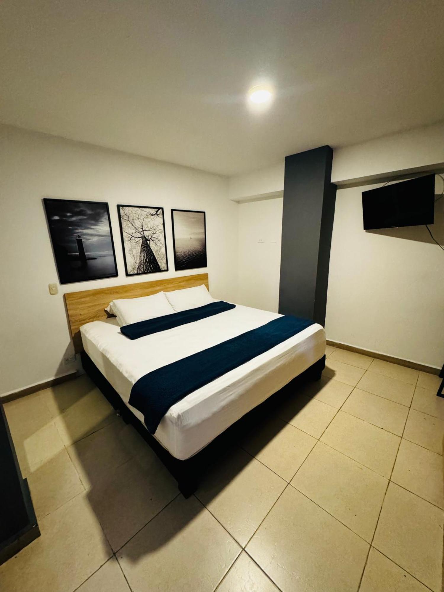 Hotel Medellin Central Extérieur photo